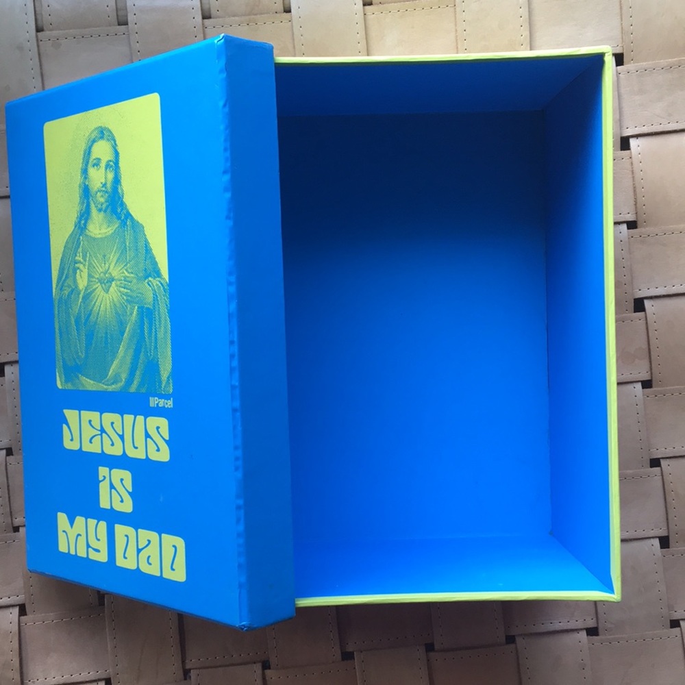 Storage box - Picture 2 of 4